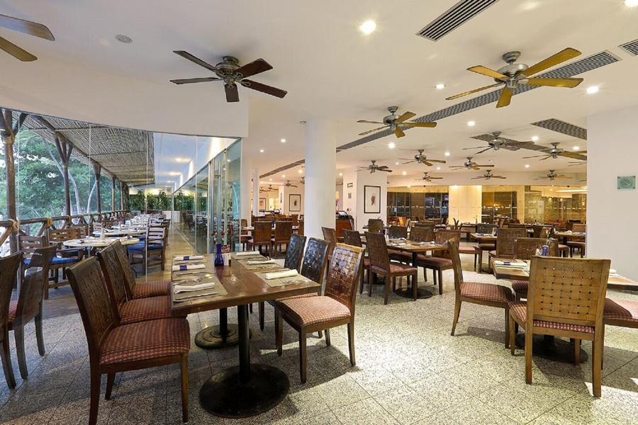 فندق إمبوريو أكابولكو المظهر الخارجي الصورة The interior of the restaurant