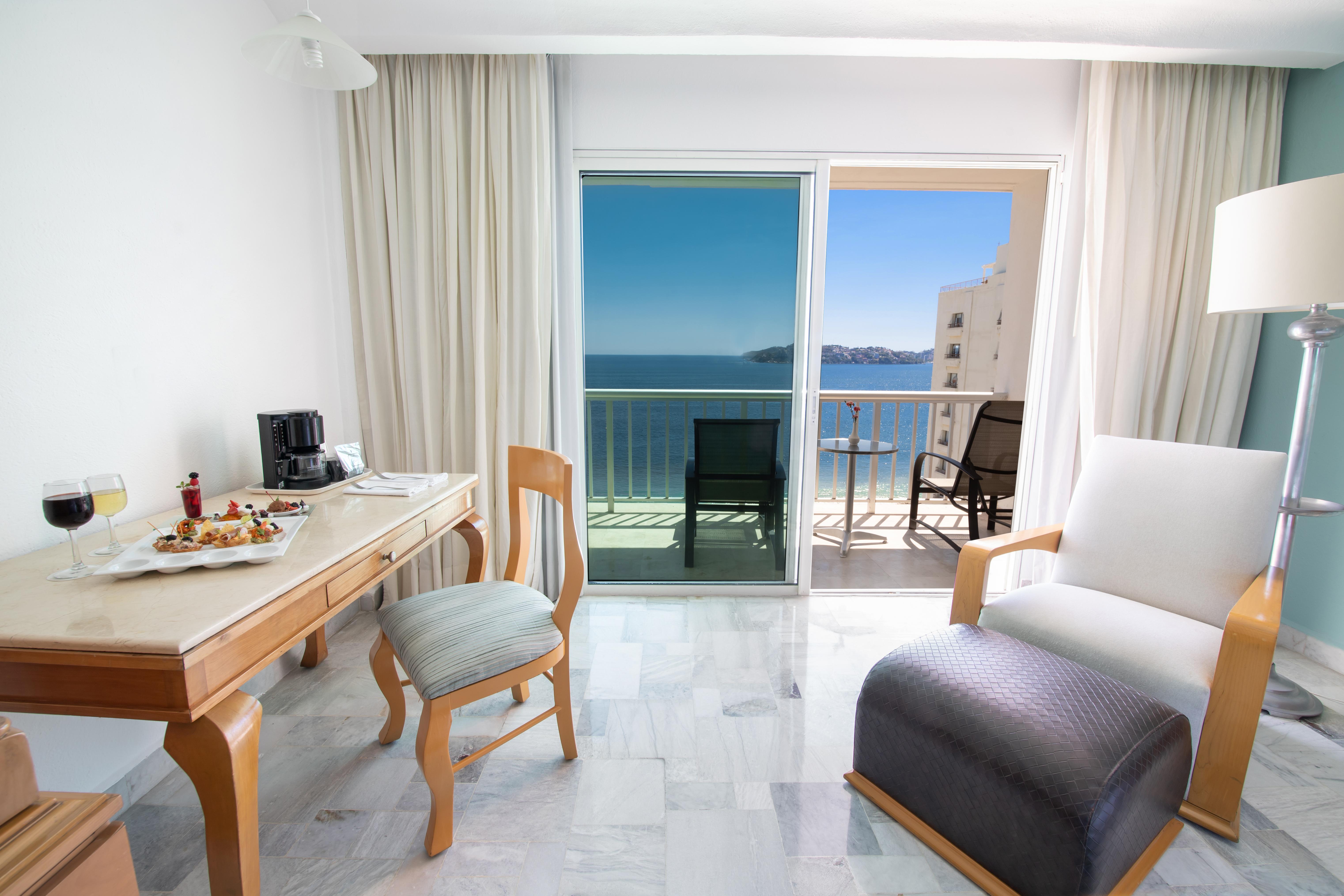 فندق إمبوريو أكابولكو المظهر الخارجي الصورة A room at the hotel