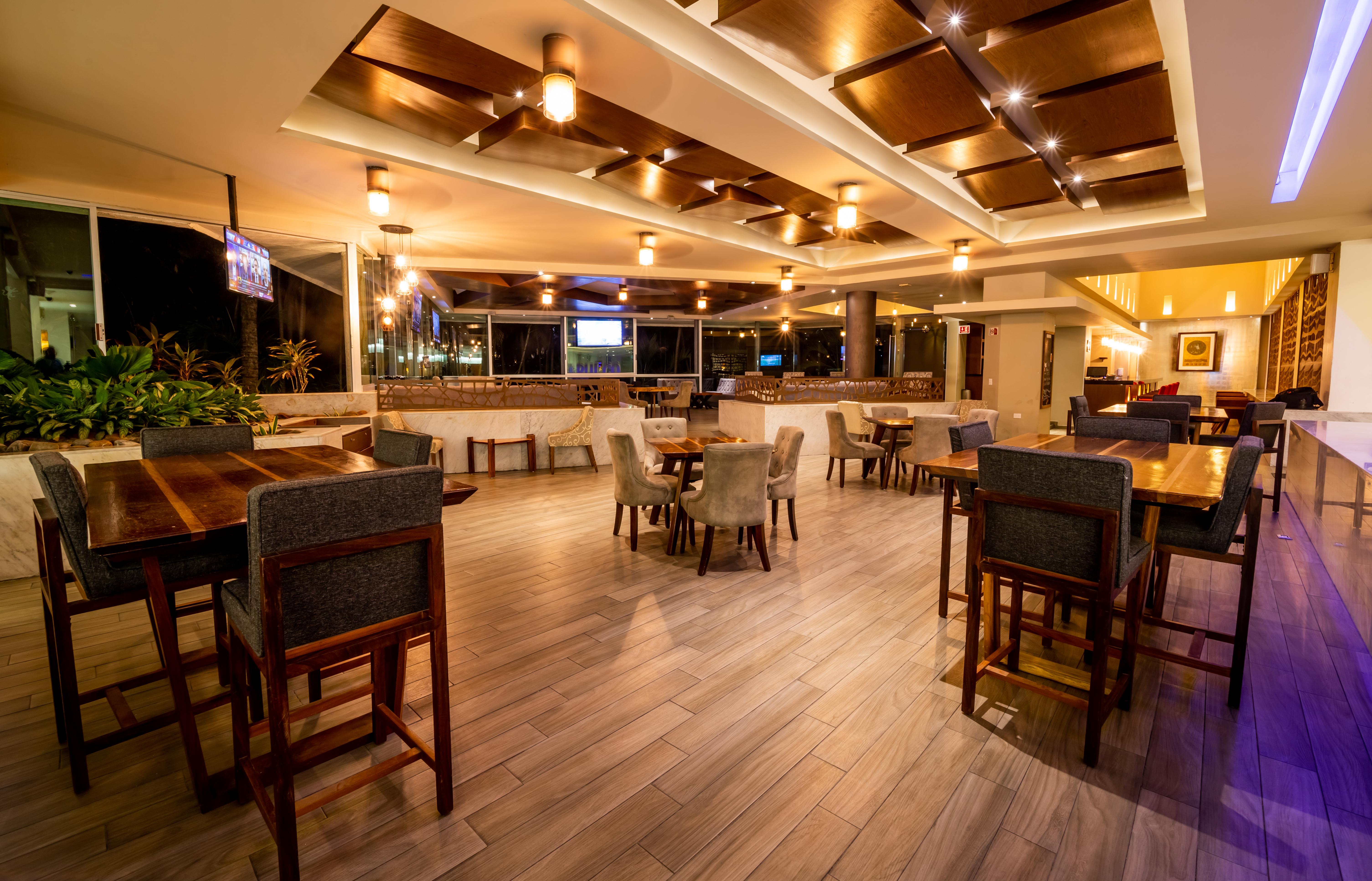 فندق إمبوريو أكابولكو المظهر الخارجي الصورة The restaurant at the 1016 Fisher Mall